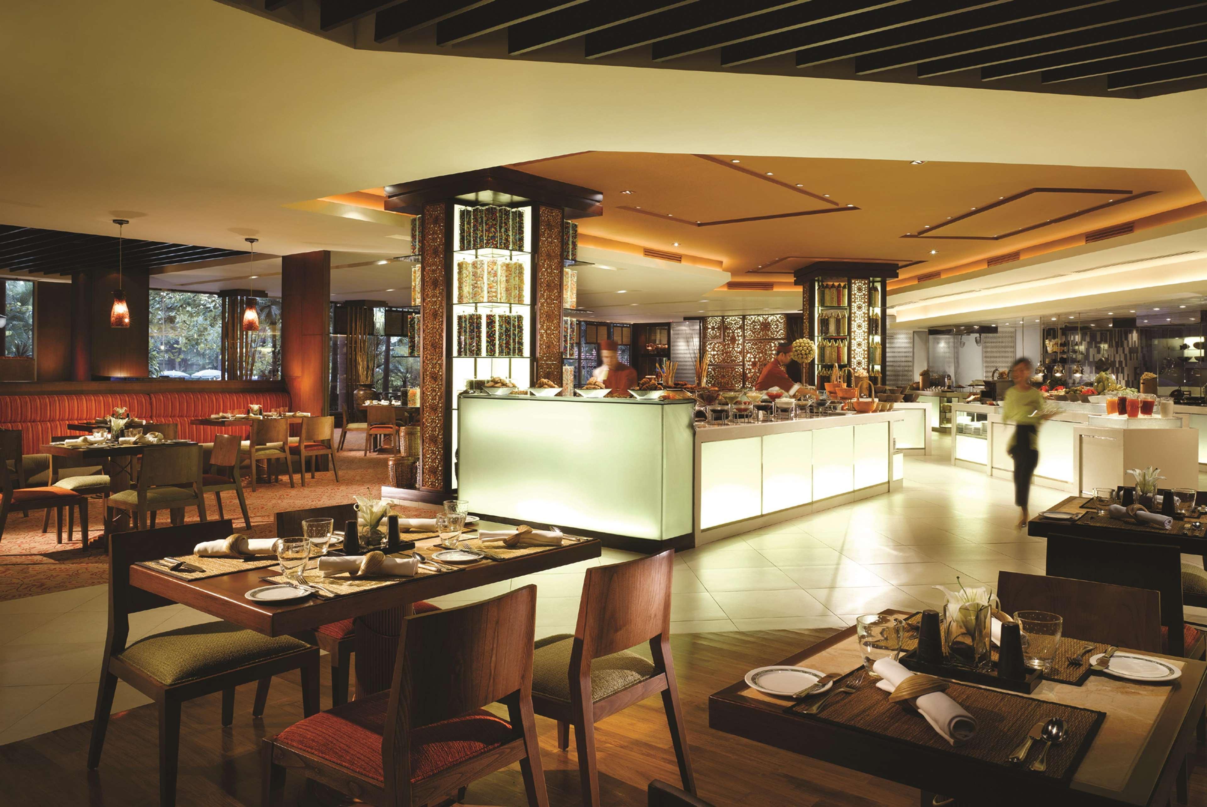 Shangri-La Surabaia Restaurante foto